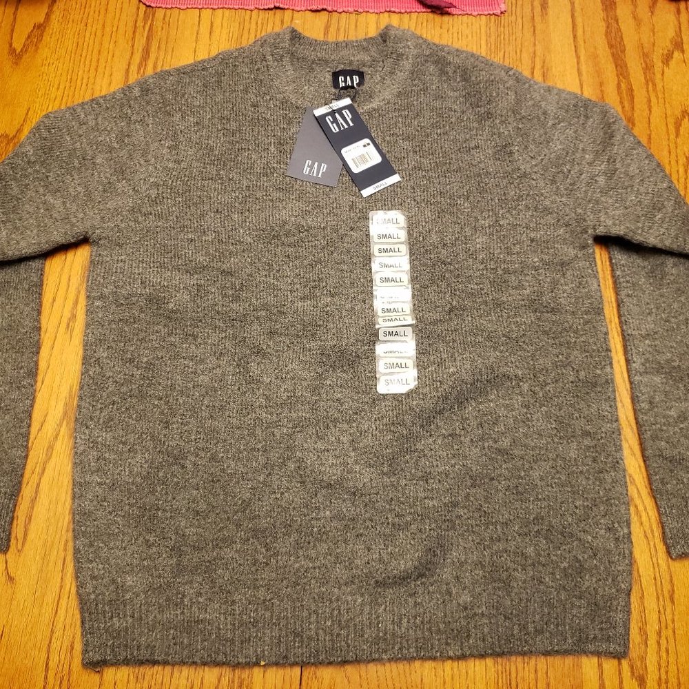 Gray GAP Sweater - Small
